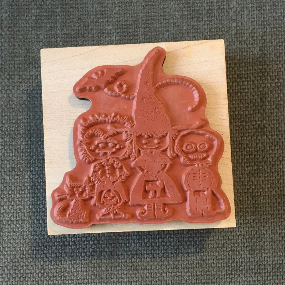 Inkadinkado Rubber Stamp Wood Block Halloween Trick o' Treaters Kids S‎ Costume